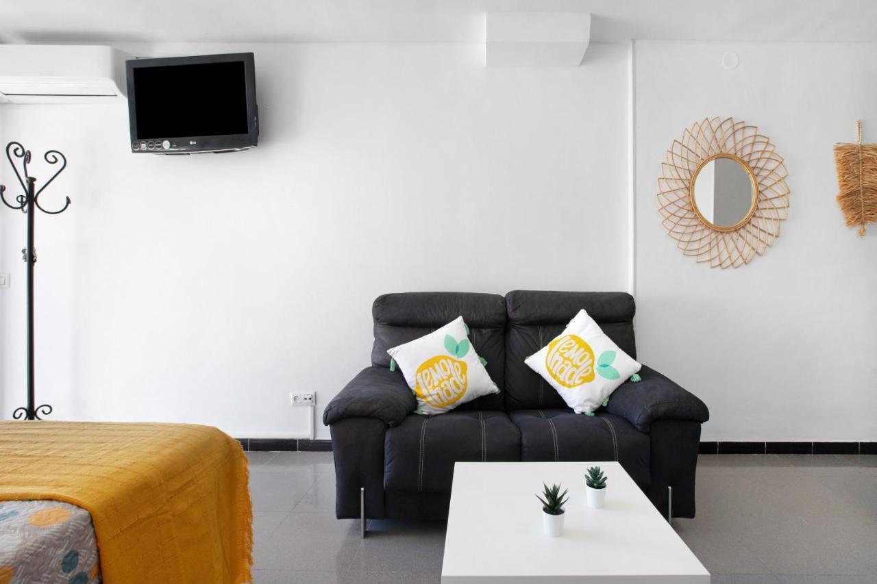 Bulto Carihuela B Apartment Torremolinos Bagian luar foto