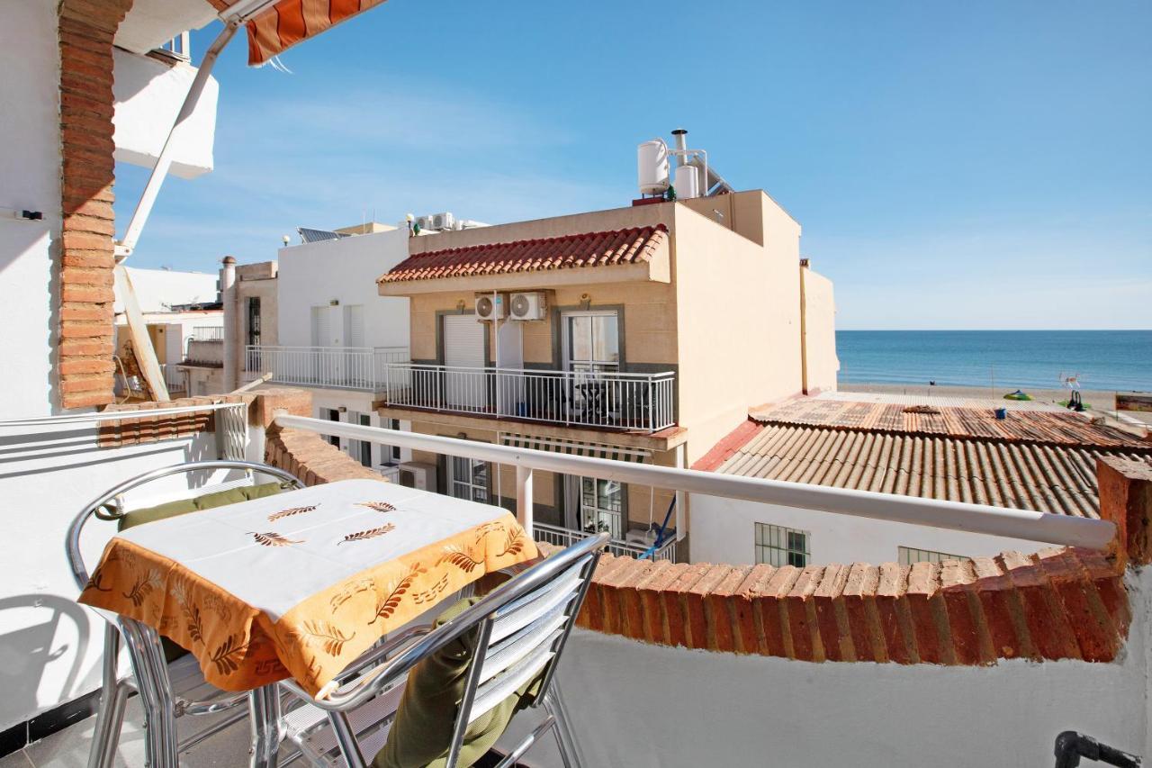 Bulto Carihuela B Apartment Torremolinos Bagian luar foto