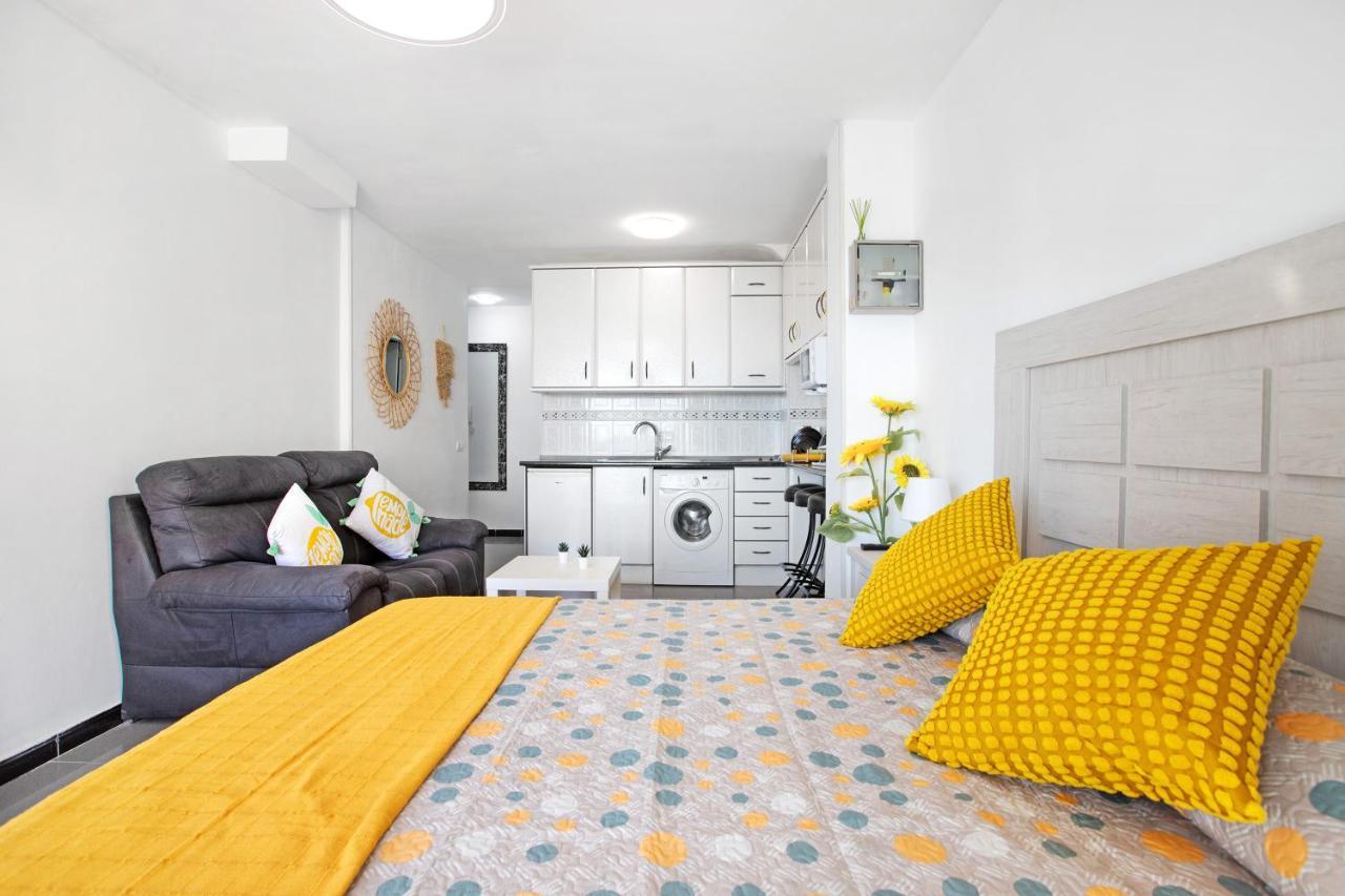 Bulto Carihuela B Apartment Torremolinos Bagian luar foto